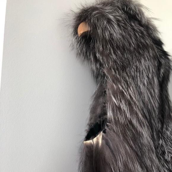 Silver Fox Fur Vest from Russia - Picture 4 of 4